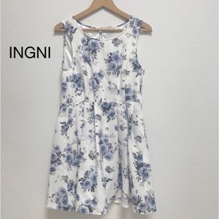 イング(INGNI)のINGNI花柄ワンピース(ひざ丈ワンピース)