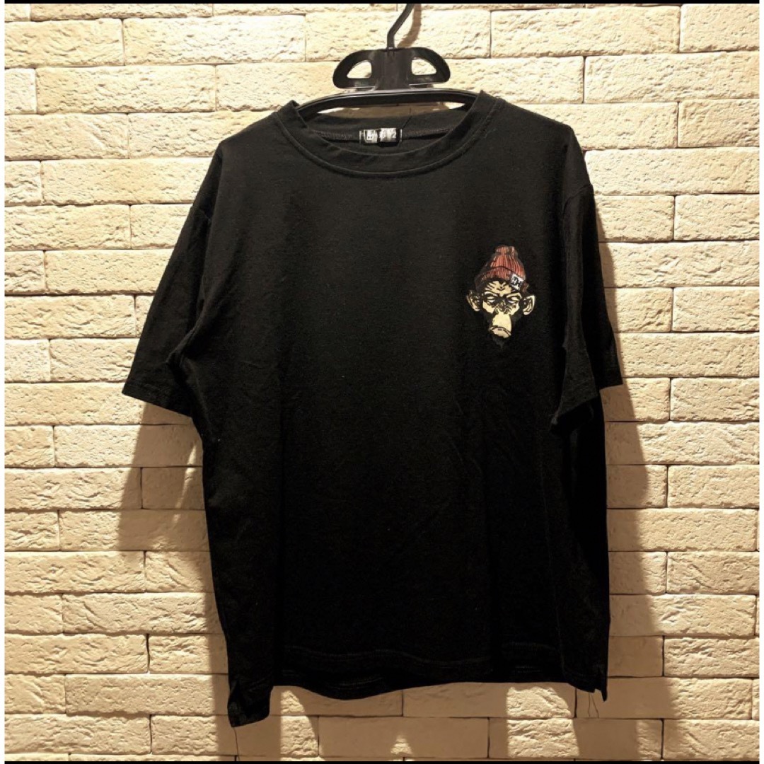 ゴリラバックプリント　Tシャツ　韓国ファッション レディースのトップス(Tシャツ(半袖/袖なし))の商品写真