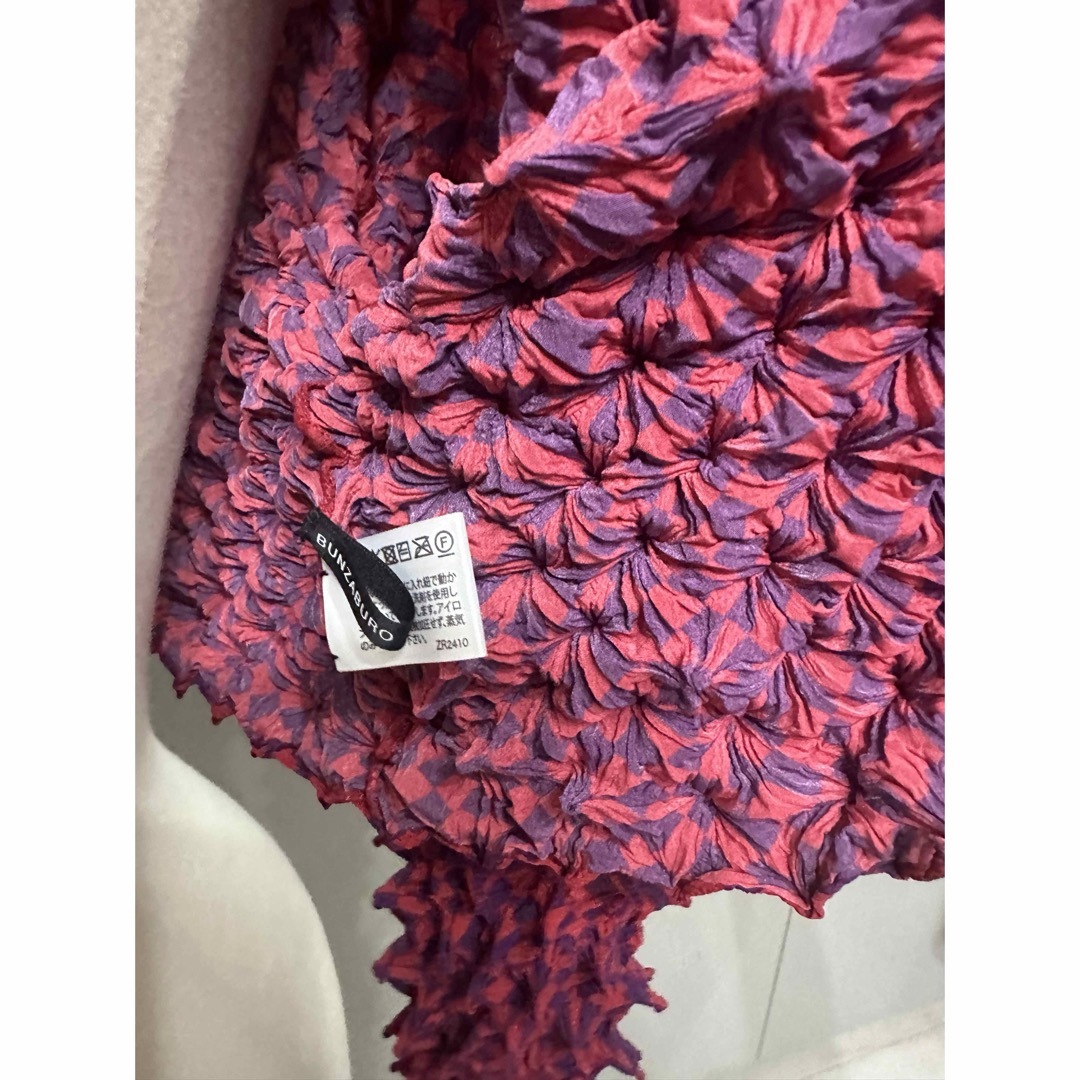 ISSEY MIYAKE - バンザブロー プリーツのボレロ未使用品(1669 ISSEY MIYAKE - バンザブロー プリーツのボレロ未使用品(1669