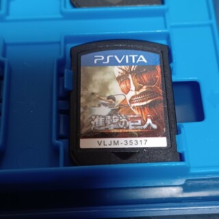 プレイステーションヴィータ(PlayStation Vita)のPS VITA 進撃の巨人　ソフトのみ(携帯用ゲームソフト)
