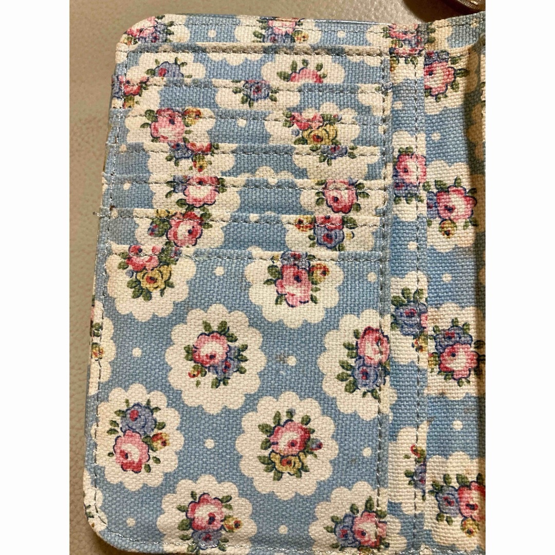 Cath Kidston(キャスキッドソン)の❤️キャスキッドソン Folded Zip Wallet ボタンスポット❤️ レディースのファッション小物(財布)の商品写真