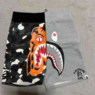 アベイシングエイプ(A BATHING APE)のAPE TIGER SHARK CITY CAMO ショーツ　ハーフパンツ　s(ショートパンツ)