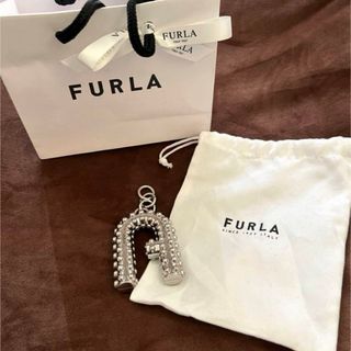 Furla - FURLA フルラ キーホルダー キーチェーン 箱、袋付き シルバー