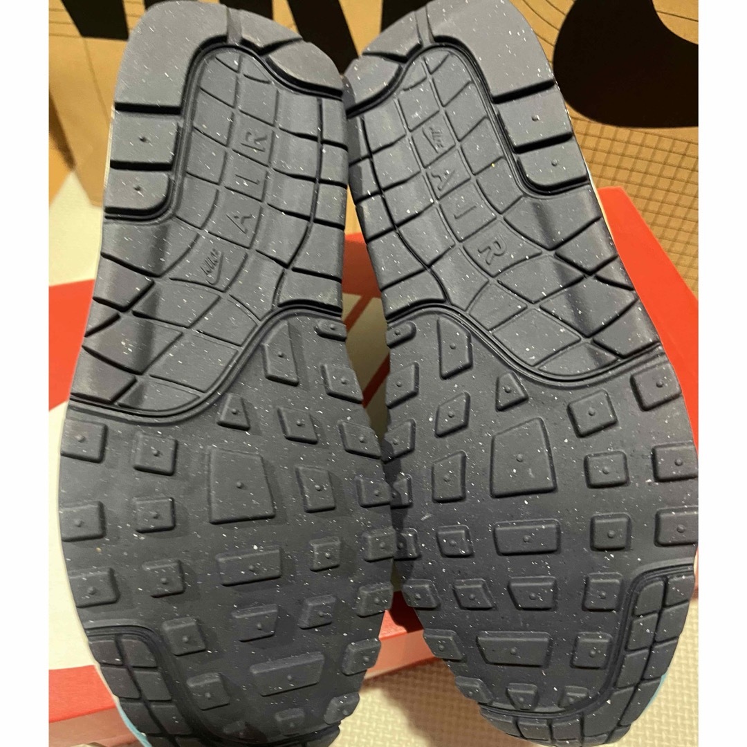 NIKE(ナイキ)のナイキ　エアマックス1 メンズの靴/シューズ(スニーカー)の商品写真