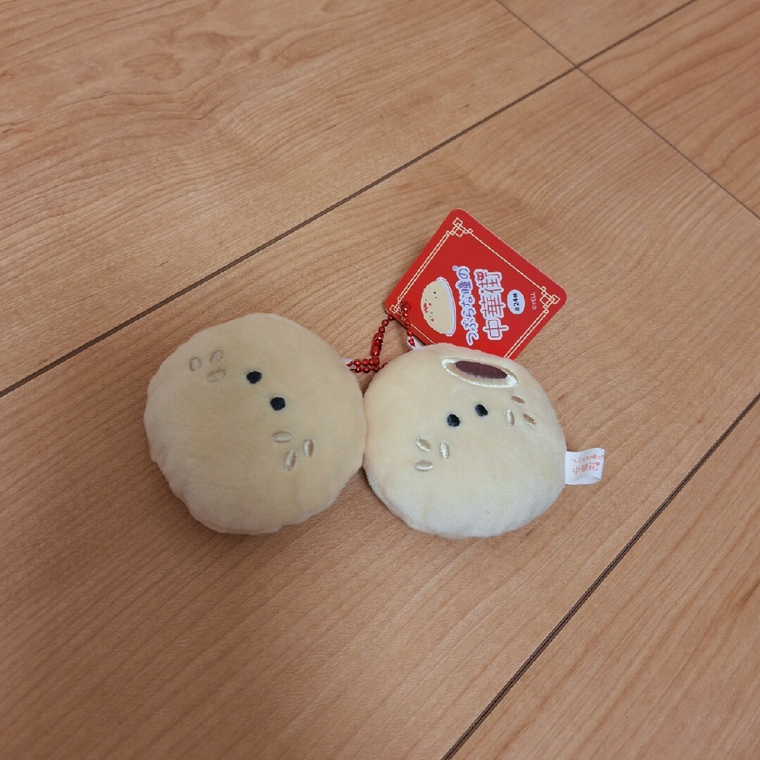 つぶらな瞳の中華街 エンタメ/ホビーのおもちゃ/ぬいぐるみ(キャラクターグッズ)の商品写真