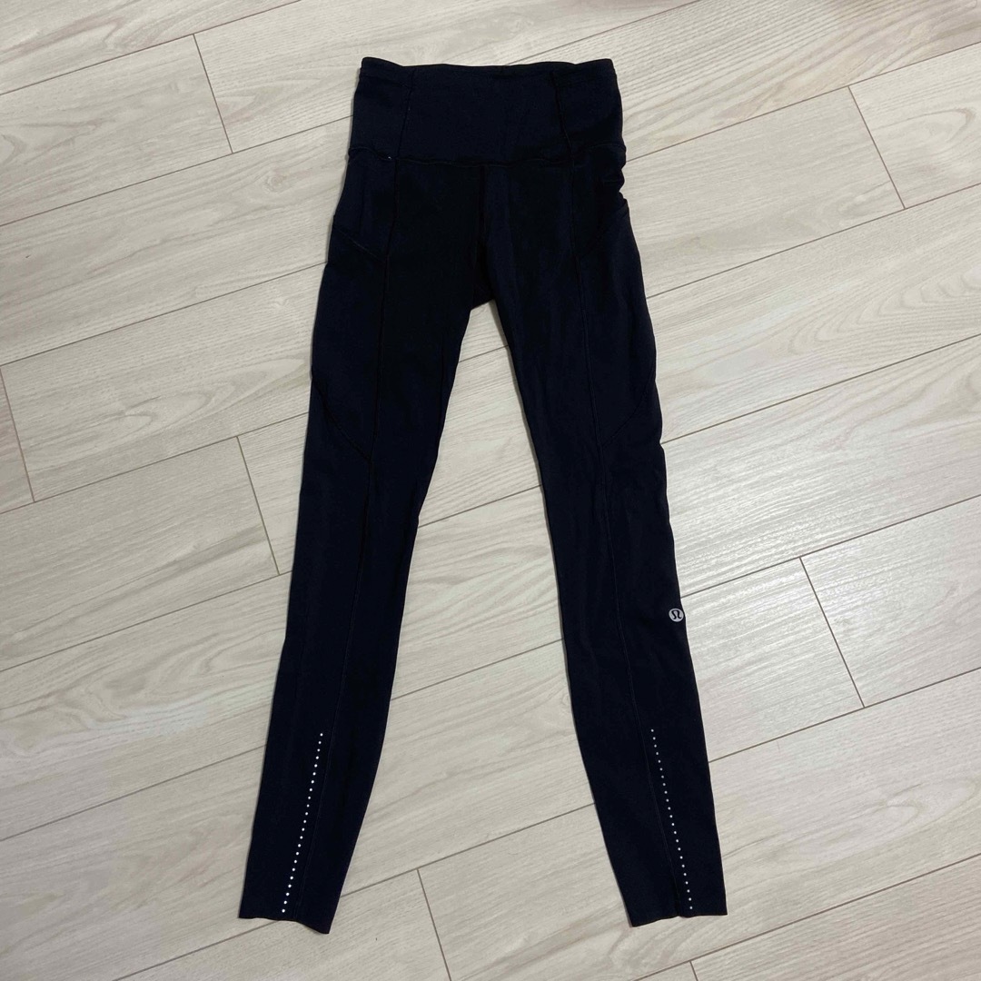 lululemon(ルルレモン)のルルレモン　レギンス レディースのレッグウェア(レギンス/スパッツ)の商品写真