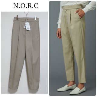 N.O.R.C - 【新品タグ付】N.O.R.Cツイルワンタックテーパードパンツ　ベージュ　サイズT