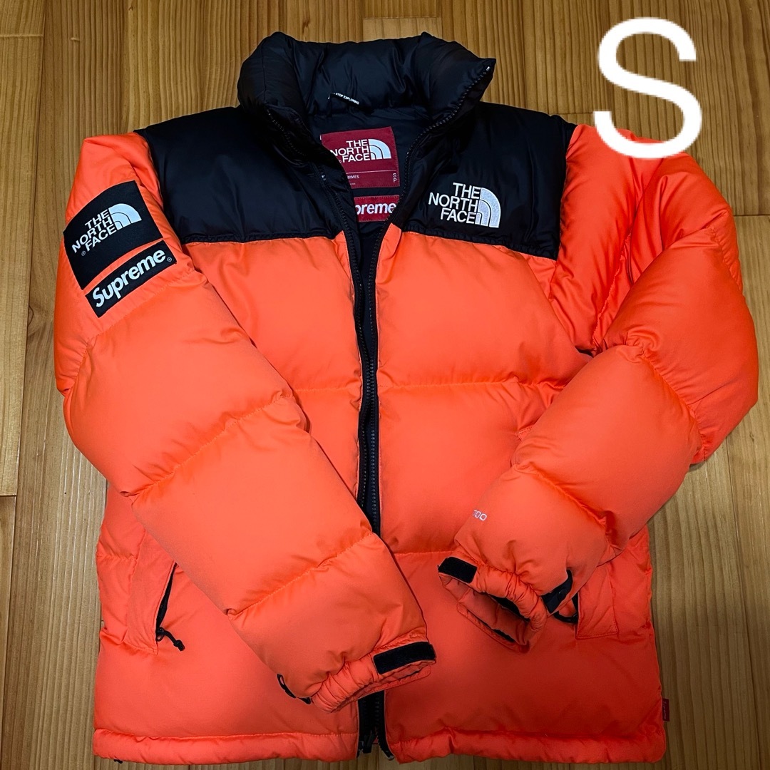 Supreme(シュプリーム)のSupreme THE NORTH FACE シュプリーム  ヌプシ  S メンズのジャケット/アウター(ダウンジャケット)の商品写真