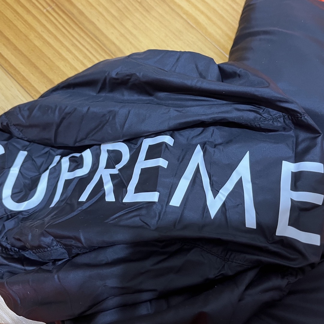 Supreme(シュプリーム)のSupreme THE NORTH FACE シュプリーム  ヌプシ  S メンズのジャケット/アウター(ダウンジャケット)の商品写真