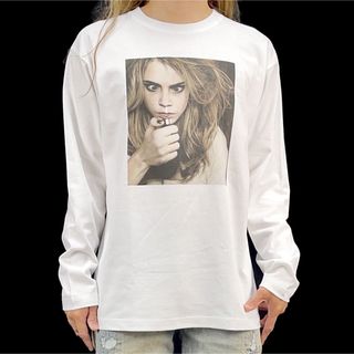 新品 カーラデルヴィーニュ セレブ 女優 モデル 寄り目 ライター映画  ロンT(Tシャツ/カットソー(七分/長袖))