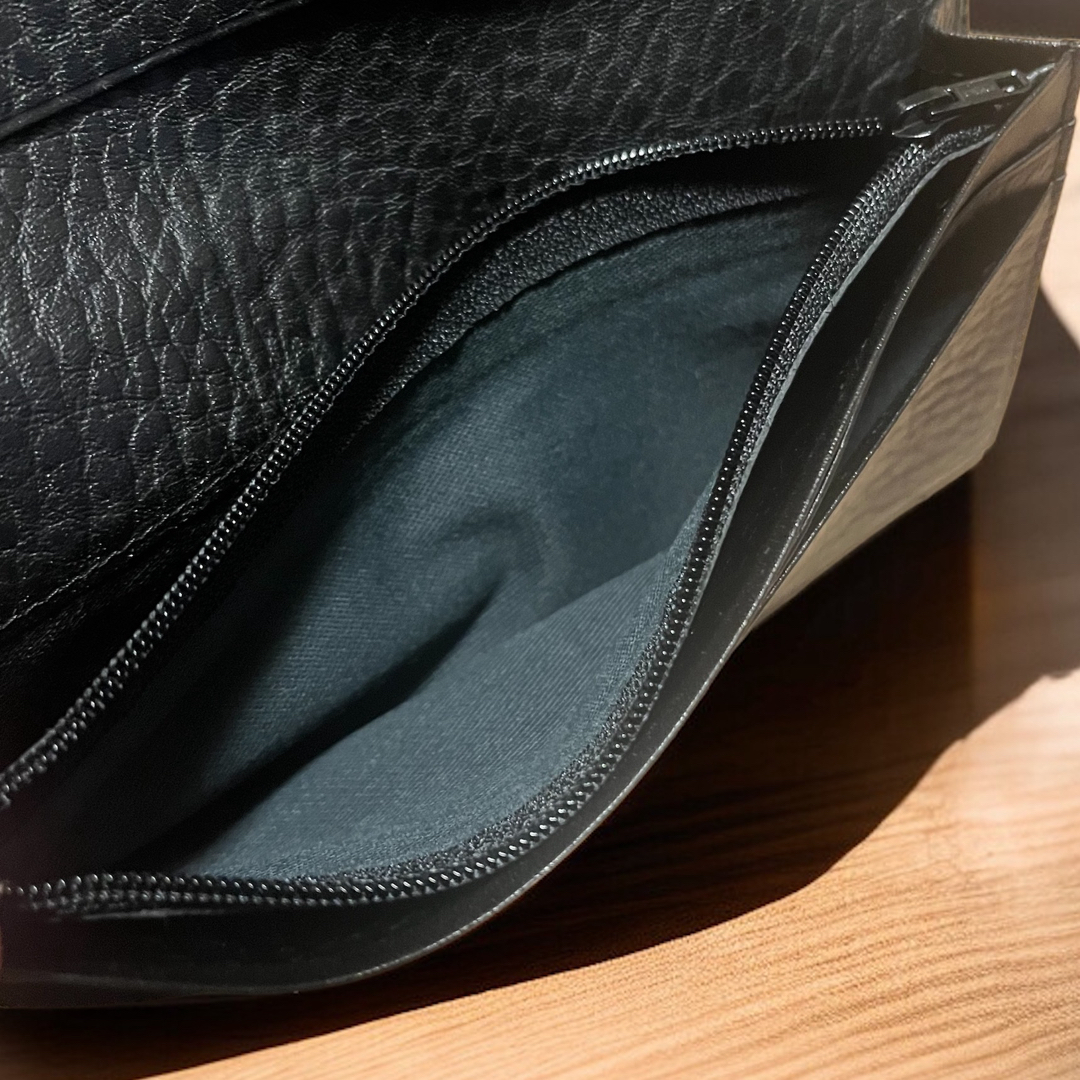 Burberry バーバリー ホースロゴ 長財布 Burberry バーバリー ホースロゴ 長財布