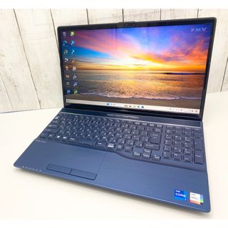 フジツウ(富士通)のWindows11 Core i7-1165G7 SSD1TB メモリ32GB(ノートPC)