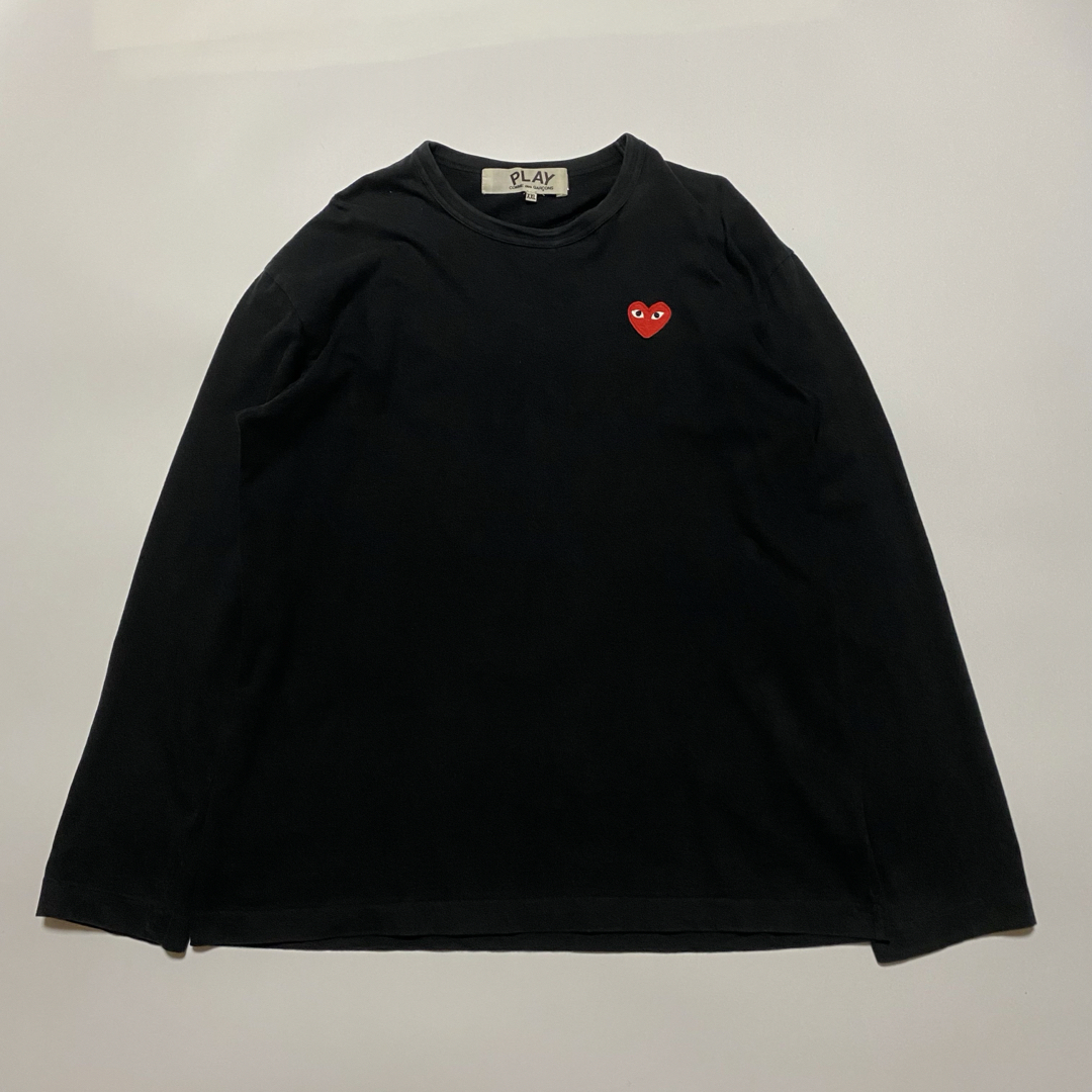 COMME des GARCONS(コムデギャルソン)のプレイコムデギャルソン 長袖Tシャツ ロゴ 黒 XXL ロンT メンズのトップス(Tシャツ/カットソー(七分/長袖))の商品写真