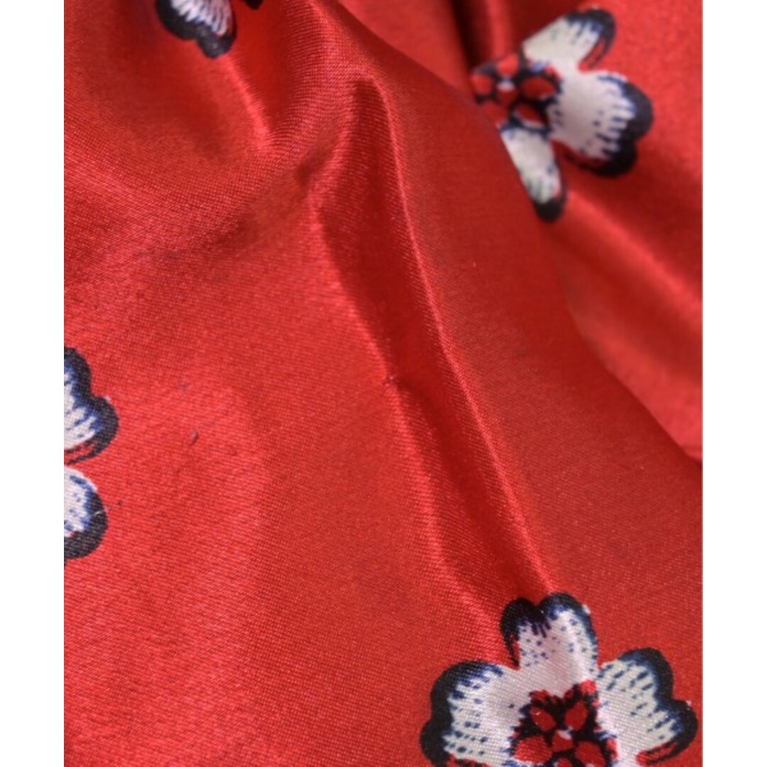 TAO タオ ひざ丈スカート S 赤x紺x白(総柄) 【古着】【中古】 レディースのスカート(ひざ丈スカート)の商品写真