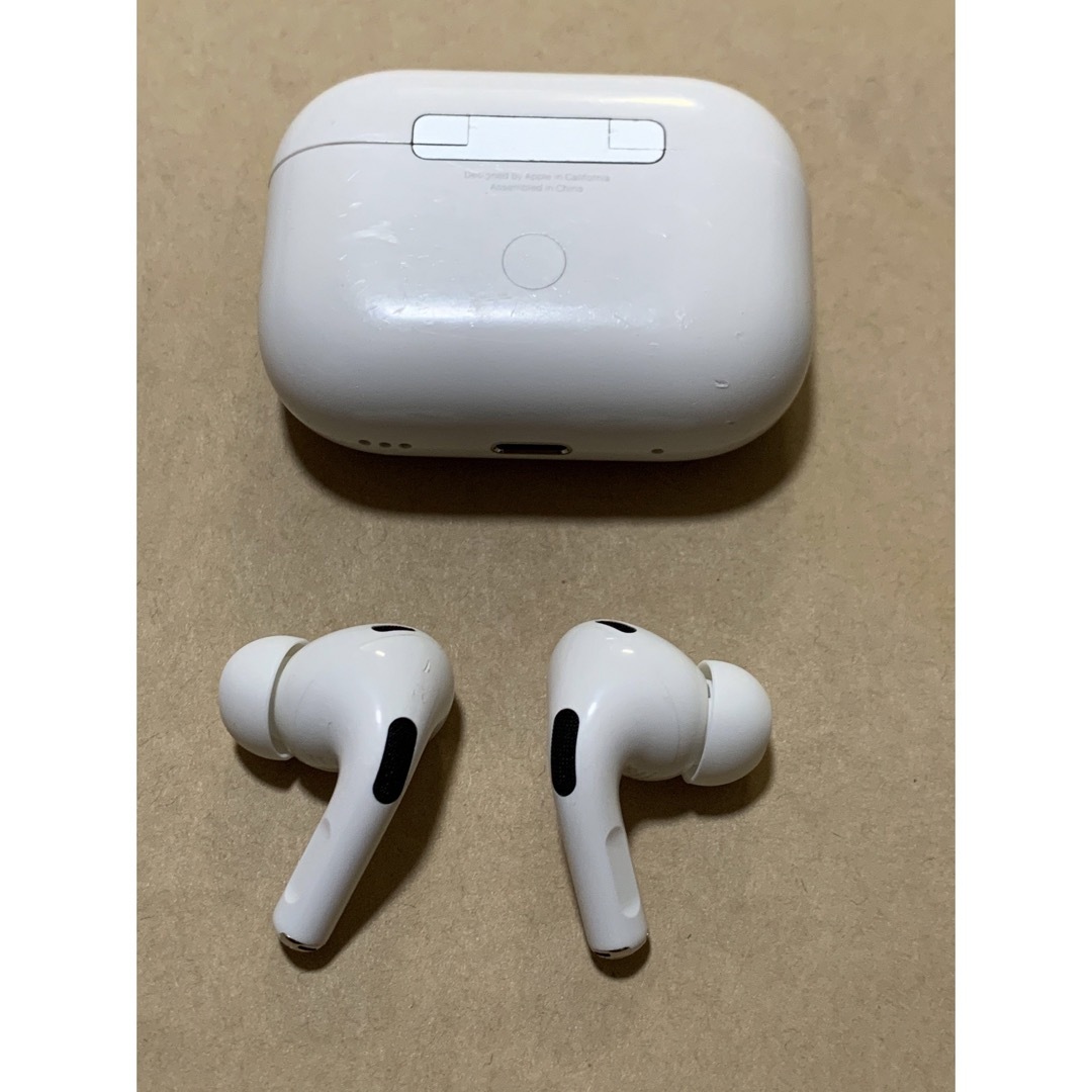 Apple(アップル)の★純正★Apple AirPods Pro 第2世代★エアポッズ プロ＿A スマホ/家電/カメラのオーディオ機器(ヘッドフォン/イヤフォン)の商品写真