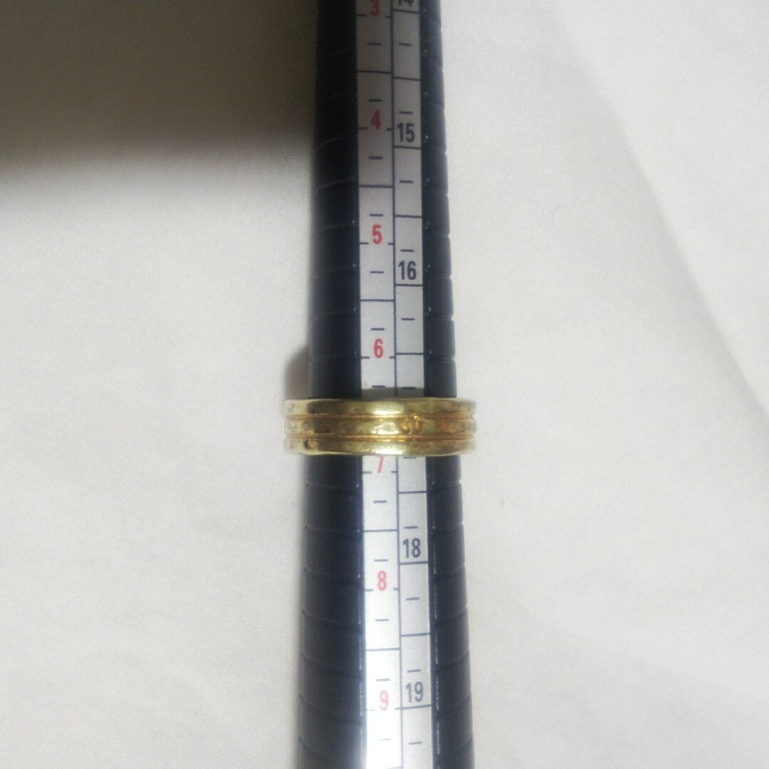 SERGE THORAVAL 変型リング ゴールド セルジュ トラヴァル レディースのアクセサリー(リング(指輪))の商品写真