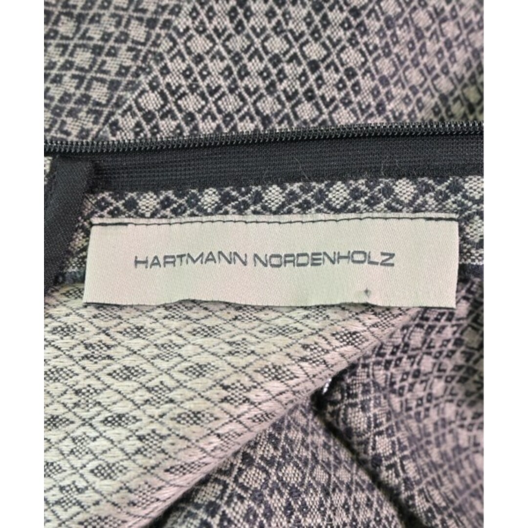 HARTMANN NORDENHOLZ ワンピース XS グレーx黒(総柄) 【古着】【中古】 レディースのワンピース(ひざ丈ワンピース)の商品写真