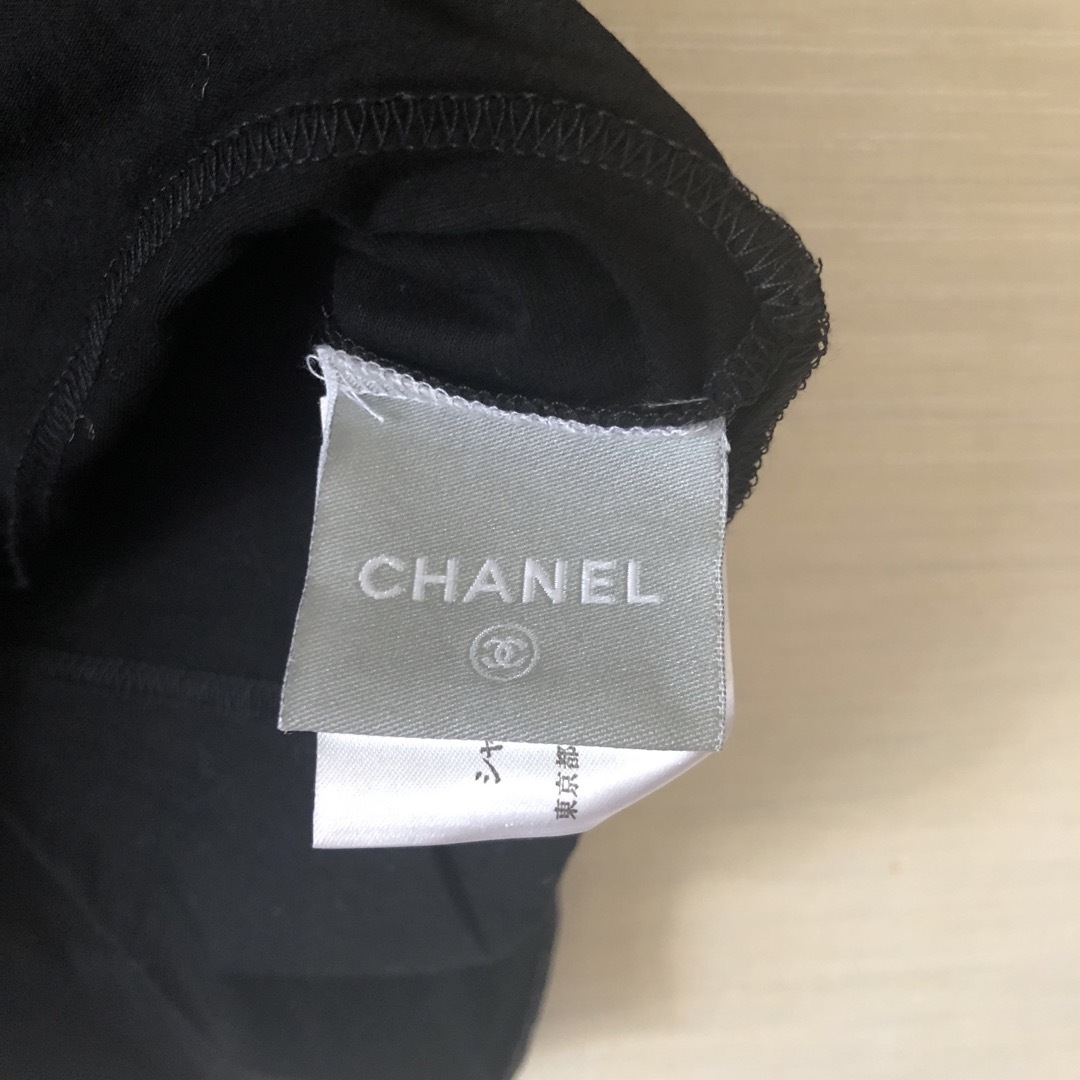 CHANEL(シャネル)の銀座CHANEL購入シンプルTシャツ レディースのトップス(Tシャツ(半袖/袖なし))の商品写真