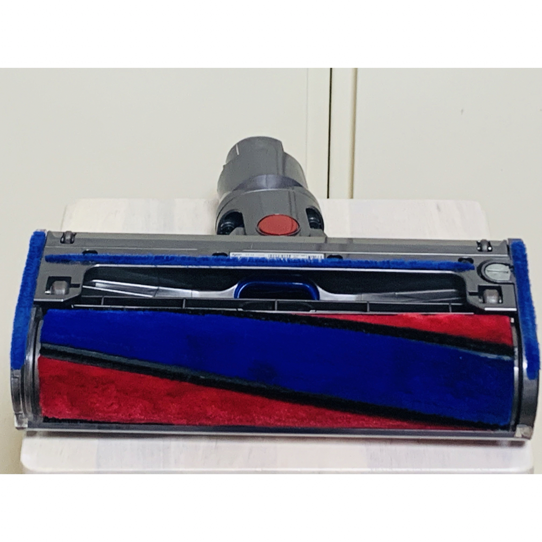 ダイソン ソフトローラークリーナーヘッド 完全分解洗浄品 スマホ/家電/カメラの生活家電(掃除機)の商品写真