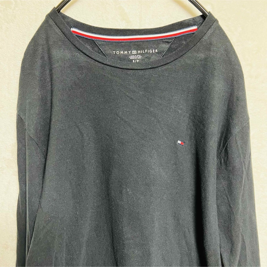 TOMMY HILFIGER(トミーヒルフィガー)の【美品】TOMMY HILFIGER トミーヒルフィガー ロンT メンズのトップス(Tシャツ/カットソー(七分/長袖))の商品写真