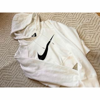 NIKE トップス