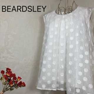 【美品】BEARDSLEY  ビアズリー 刺繍　 カットソー ホワイト　シルク(カットソー(半袖/袖なし))