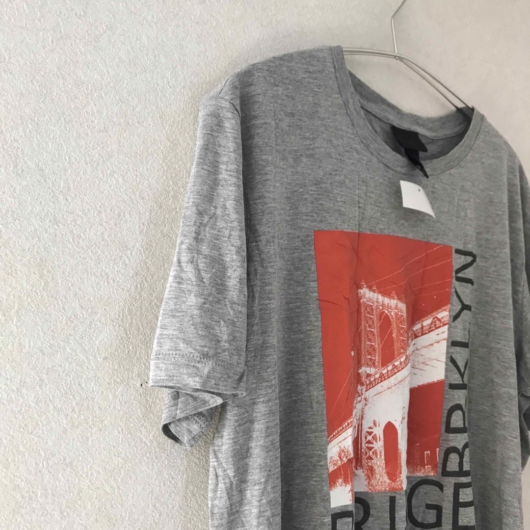 H&M(エイチアンドエム)の未使用タグ付き　H&M エイチアンドエム　Mサイズ メンズのトップス(Tシャツ/カットソー(半袖/袖なし))の商品写真