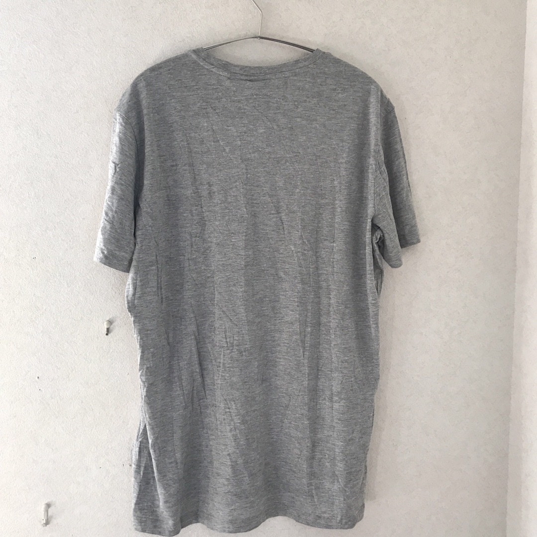 H&M(エイチアンドエム)の未使用タグ付き　H&M エイチアンドエム　Mサイズ メンズのトップス(Tシャツ/カットソー(半袖/袖なし))の商品写真