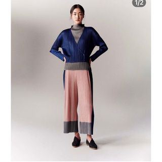 PLEATS PLEASE ISSEY MIYAKE - プリーツプリーズ　パンツ