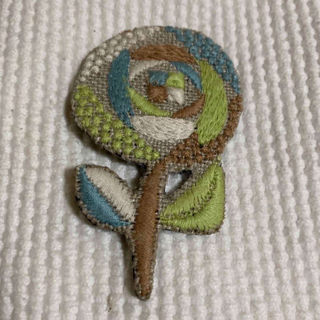 mina perhonen - ミナペルホネン手刺繍ブルーホワイトフラワー mina perhonen - ミナペルホネン手刺繍ブルーホワイトフラワー