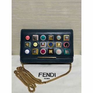 フェンディ(FENDI)のFENDI フェンディ マルチスタッズ チェーンウォレット ショルダーバッグ(ショルダーバッグ)