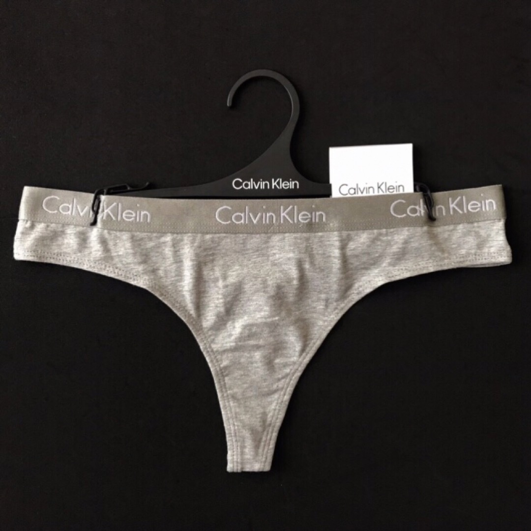 Calvin Klein(カルバンクライン)のレア 新品 下着 USA カルバンクライン ブラ Tショーツ ck グレー M レディースの下着/アンダーウェア(ブラ&ショーツセット)の商品写真