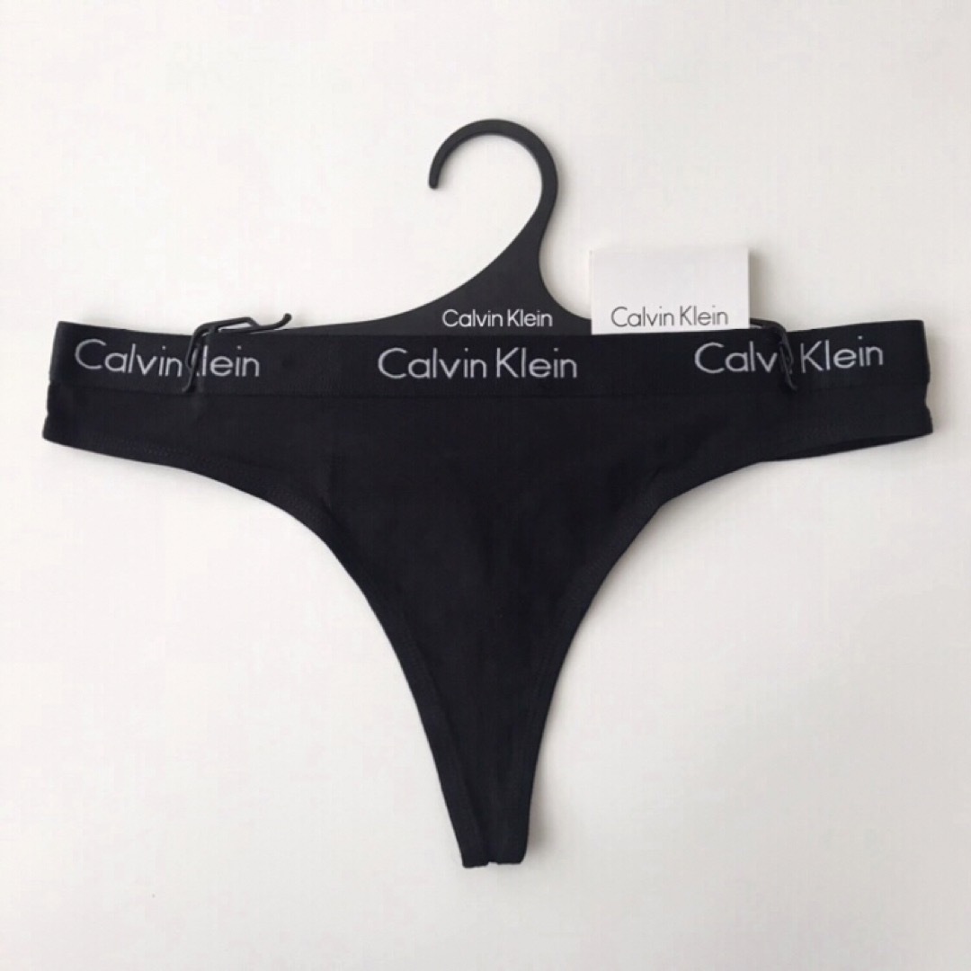 Calvin Klein(カルバンクライン)のck 下着 レア 新品 USA カルバンクライン ブラ Tショーツ 黒 M レディースの下着/アンダーウェア(ブラ&ショーツセット)の商品写真