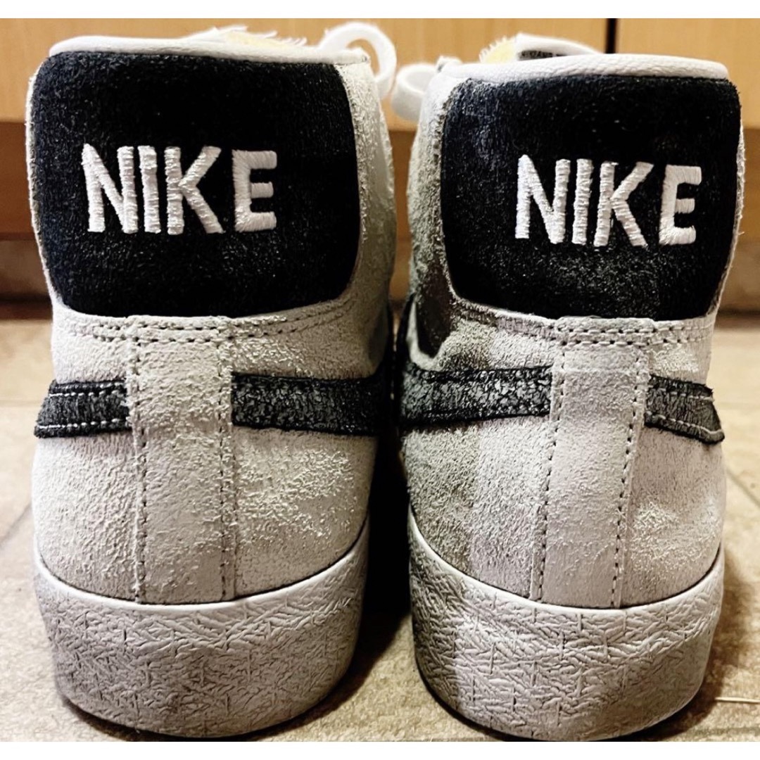 NIKE(ナイキ)のNIKE SB ズームブレイザー ミッド プレミアム グレーフォグ26.5cm メンズの靴/シューズ(スニーカー)の商品写真