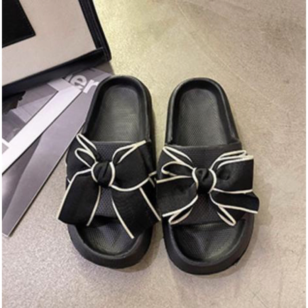サンダル 25.0〜25.5cm スリッパ リボン ブラック　ぺたんこ⭐︎ レディースの靴/シューズ(サンダル)の商品写真