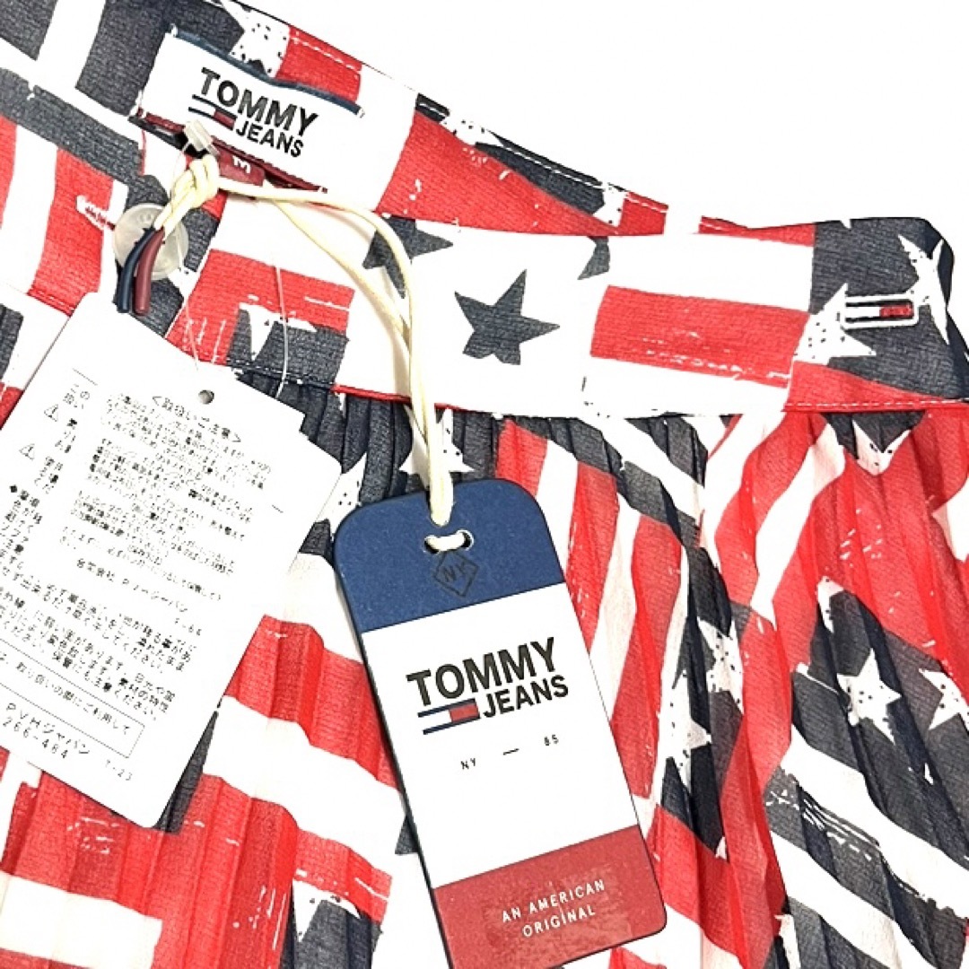 TOMMY HILFIGER(トミーヒルフィガー)の新品！トミージーンズ　tommy jeans 星条旗柄　スカート　W72 L〜 レディースのスカート(ロングスカート)の商品写真