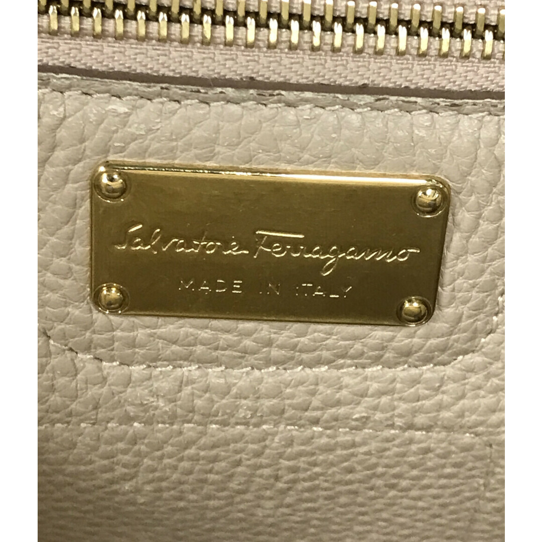 Salvatore Ferragamo(サルヴァトーレフェラガモ)のサルバトーレフェラガモ 2way ハンドバッ レディースのバッグ(ハンドバッグ)の商品写真