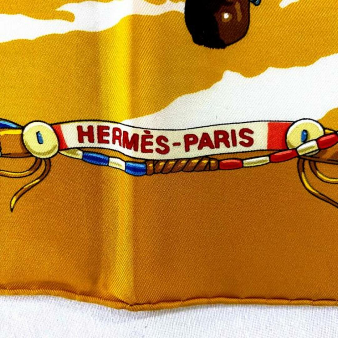 Hermes(エルメス)のHERMES(エルメス) スカーフ美品  カレ90 オレンジ×レッド×マルチ PERLES DU KENYA レディースのファッション小物(バンダナ/スカーフ)の商品写真