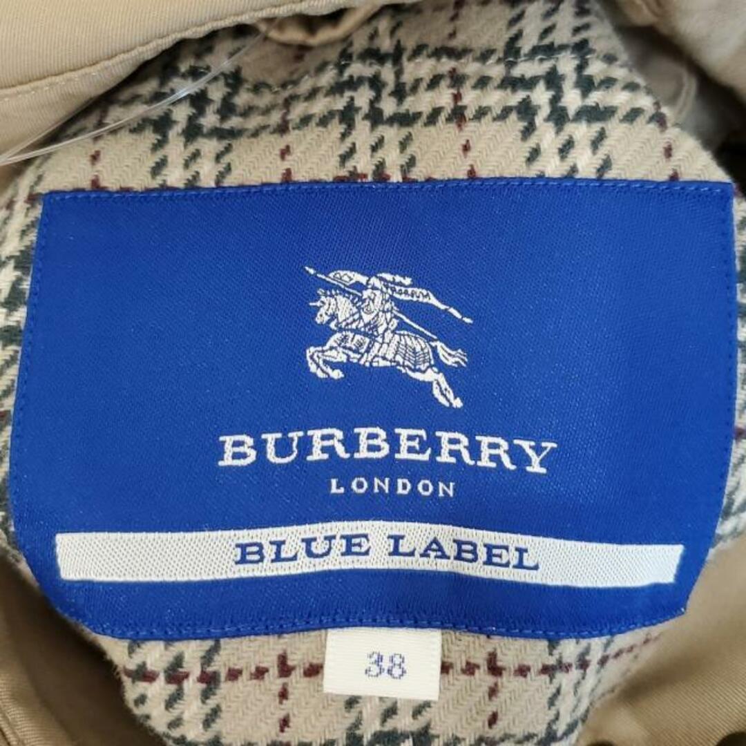 BURBERRY BLUE LABEL(バーバリーブルーレーベル)のBurberry Blue Label(バーバリーブルーレーベル) トレンチコート サイズ38 M レディース - ベージュ 長袖/秋/冬 レディースのジャケット/アウター(トレンチコート)の商品写真