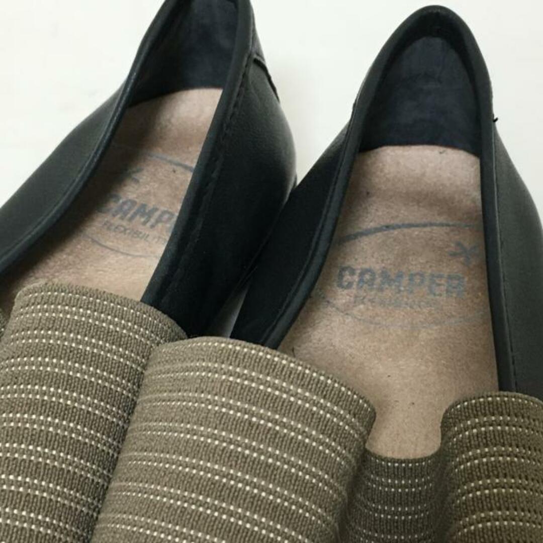 CAMPER(カンペール)のCAMPER(カンペール) フラットシューズ 38 レディース - 黒×グレーベージュ×アイボリー インソール取外し可 レザー×化学繊維 レディースの靴/シューズ(その他)の商品写真