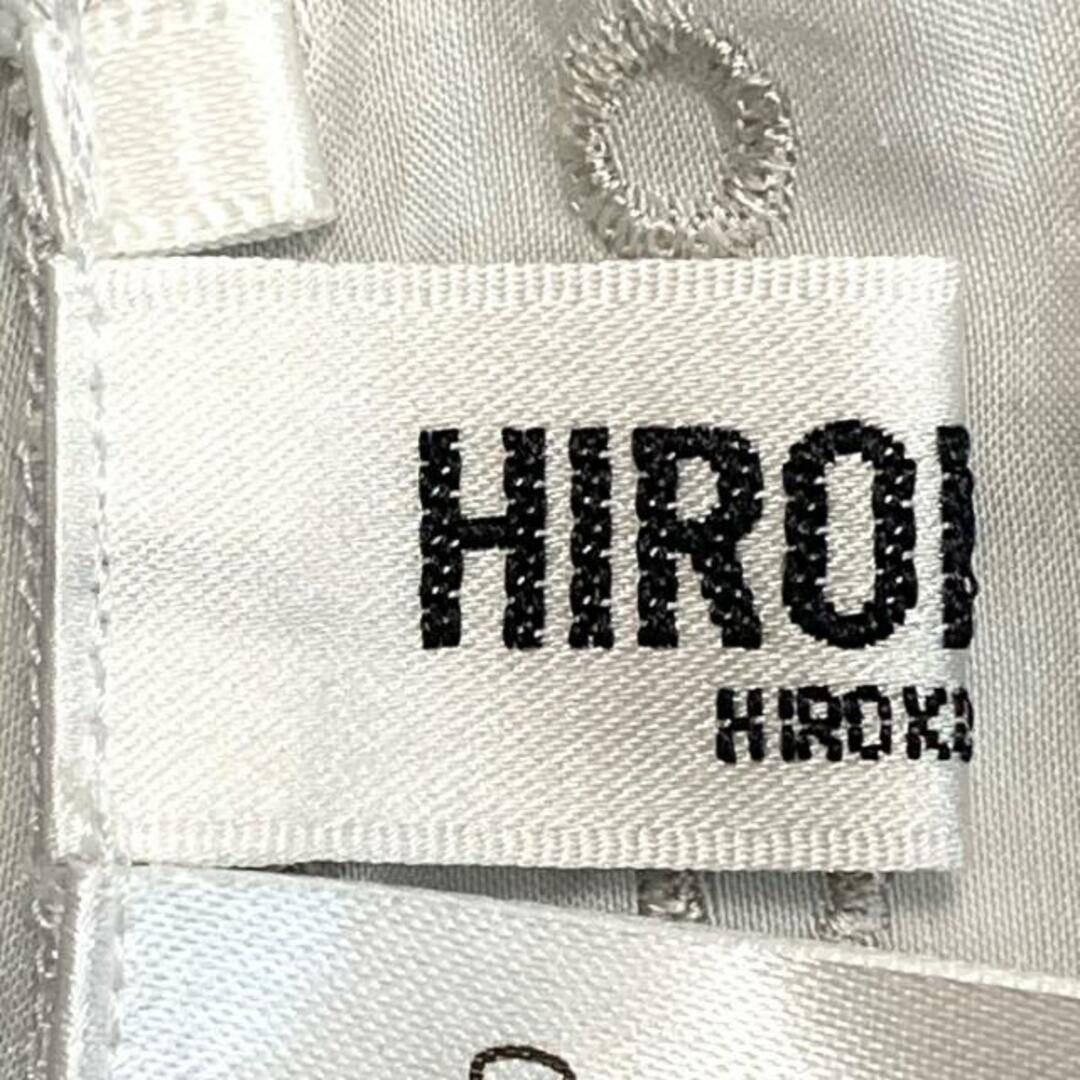 HIROKO BIS(ヒロコビス)のHIROKO BIS(ヒロコビス) ワンピース サイズ13AB L レディース - ライトグレー×ライトブルー×ネイビー 半袖/ロング/刺繍 レディースのワンピース(その他)の商品写真