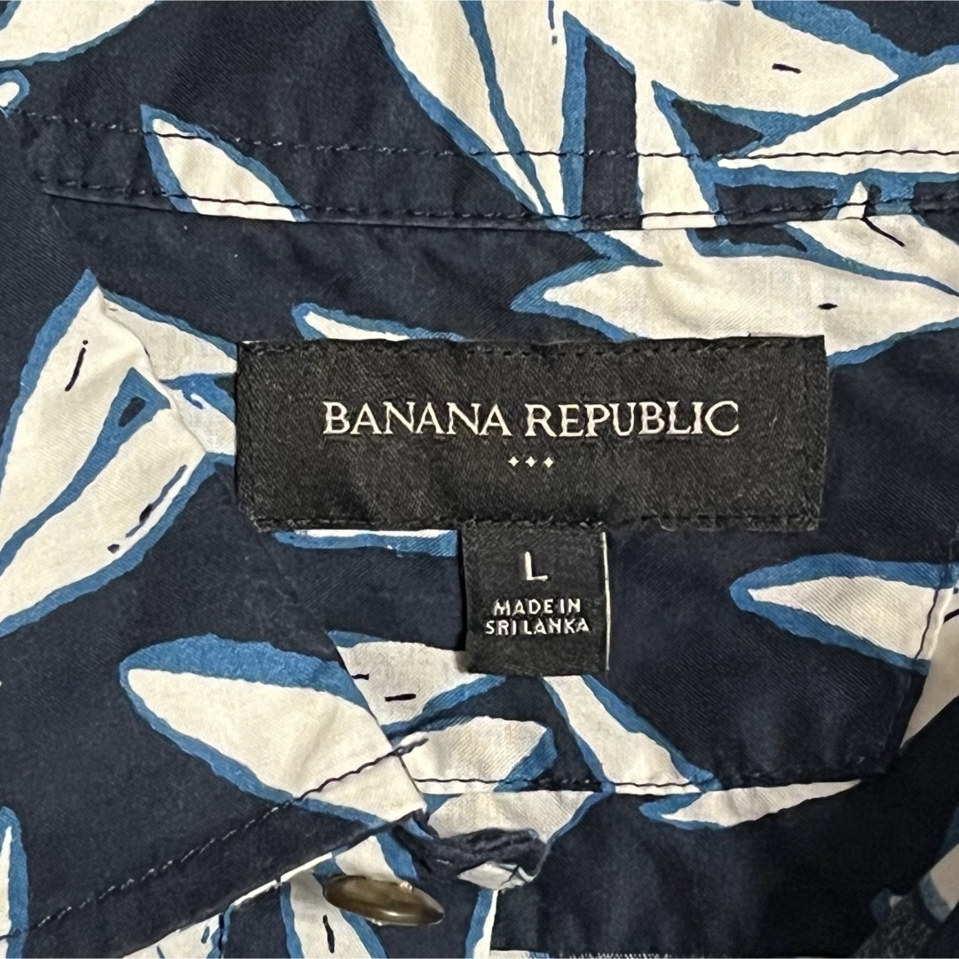 Banana Republic(バナナリパブリック)の古着✨BANANA REPUBLIC バナナリパブリック　半袖シャツ　柄　Ｌ メンズのトップス(Tシャツ/カットソー(半袖/袖なし))の商品写真