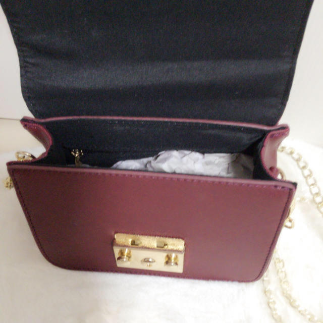 大人気ボルドー Furla風フルラ メトロポリス風ショルダーバッグの通販 By ラクマ 大人気ボルドー Furla風フルラ メトロポリス風ショルダーバッグの通販 By ラクマ