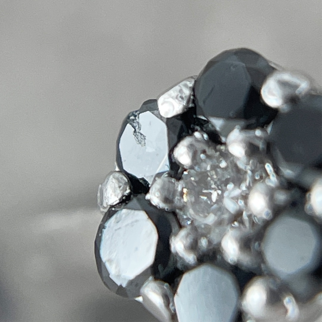 【ポンテヴェキオ】K18wg ブラックダイヤ 0.25ct ダイヤ 0.20ct レディースのアクセサリー(リング(指輪))の商品写真