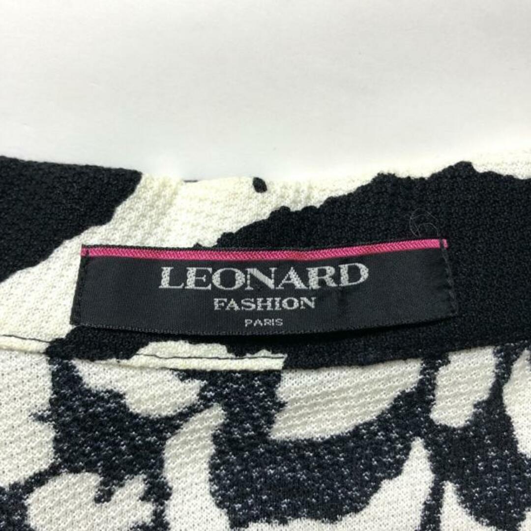 LEONARD(レオナール)のLEONARD(レオナール) ジャケット サイズ11R レディース - 黒×白 長袖/ダブル/肩パッド/春/秋 レディースのジャケット/アウター(その他)の商品写真