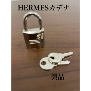 Hermes - 超美品　HERMES エルメスカデナ/SV