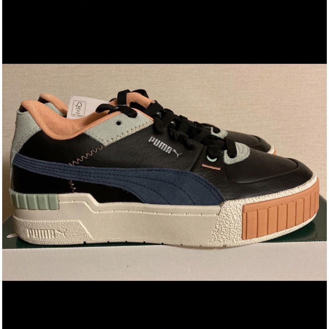 PUMA(プーマ)の新品未使用タグ付き　PUMA CALI　プーマ　カリ　スポーツミックス レディースの靴/シューズ(スニーカー)の商品写真