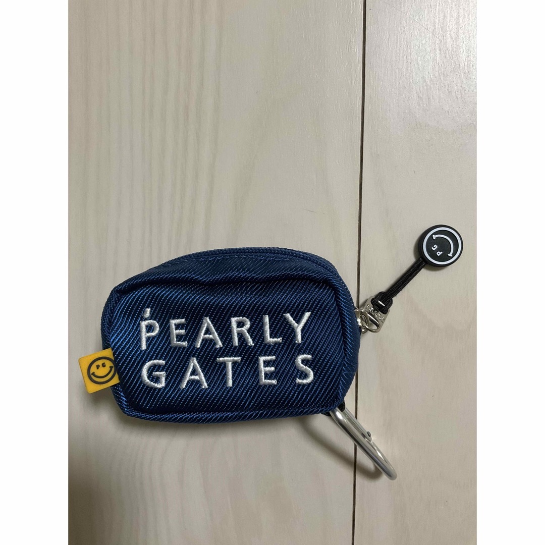 PEARLY GATES(パーリーゲイツ)のPEARLY GATES パーリーゲイツ【定番】ボール ポーチ (UNISEX) スポーツ/アウトドアのゴルフ(バッグ)の商品写真