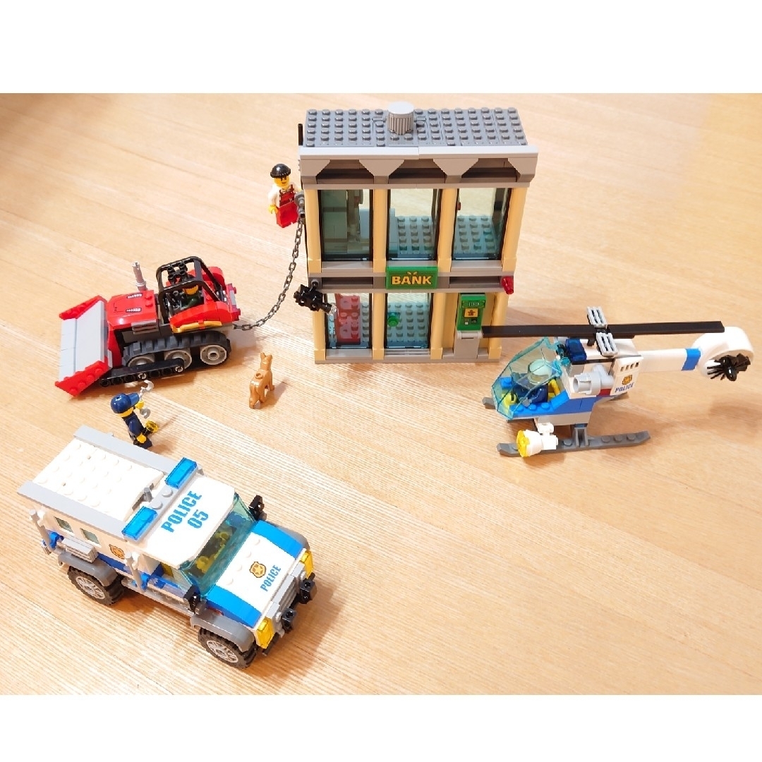 Lego(レゴ)のLEGO CITY 消防署　警察署　銀行　セット キッズ/ベビー/マタニティのおもちゃ(知育玩具)の商品写真