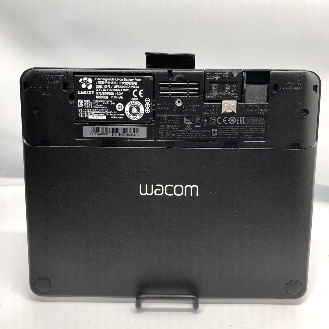 Wacom(ワコム)のワコム Intuos Art ペン&タッチ CTH-490/K0 スマホ/家電/カメラのPC/タブレット(PC周辺機器)の商品写真